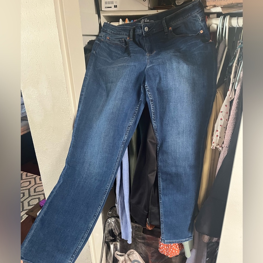 Gap jeggings size 16/33 R